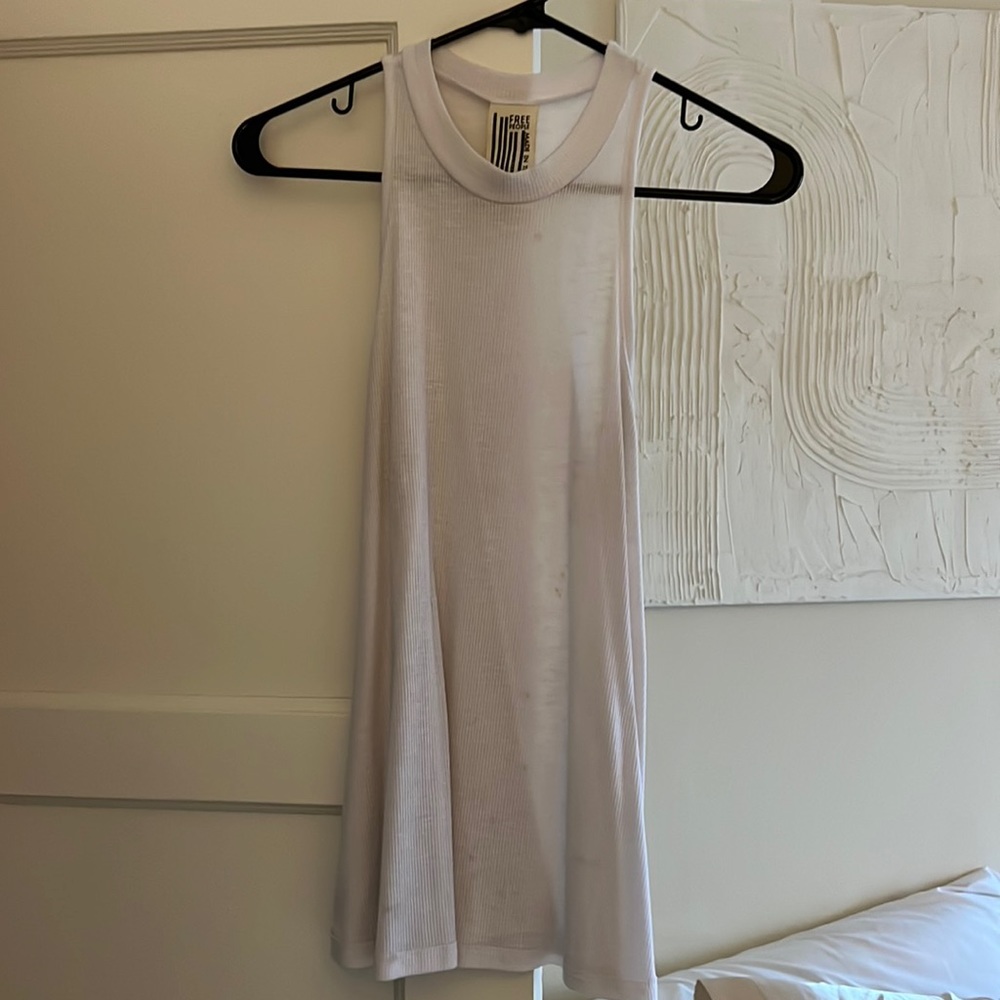 White ribbed tank top